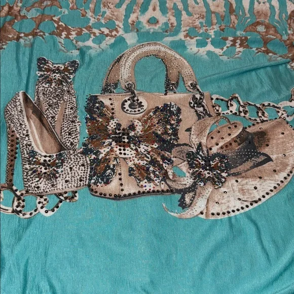 3/$30 Model France Turquoise Rhinestone Top - Picture 5 of 6